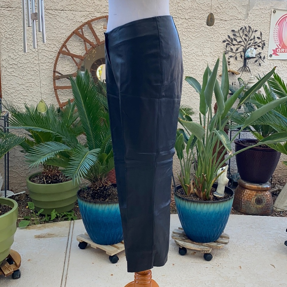 ♠️♠️BEBE LEATHER ANKLE PANTS♠️♠️
